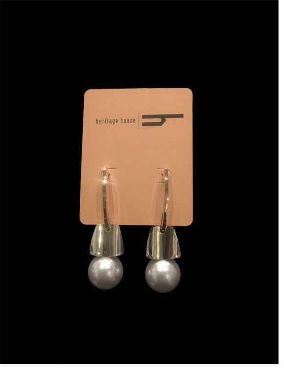 Pearl and Gold Earrings